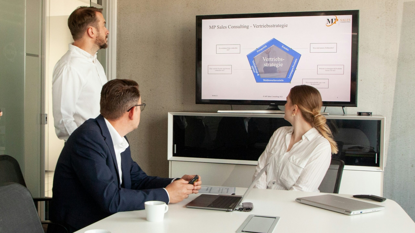 CRM SYSTEM UK