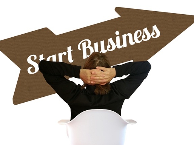 startup, start up, growth hacking, begin, arrow, woman, at the beginning, founding, freelancer, marketing, strategy, social media, online, business, business world, company, management, analyze, idea, market, analysis, growth, method, startup, startup, startup, startup, startup, start up, start up, start up, marketing